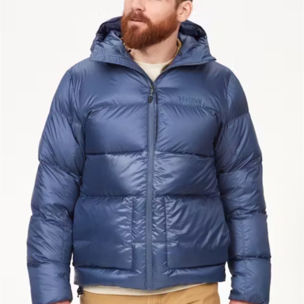 Navy Blue Quilted Puffer Jacket with Hood and Zipper Closure